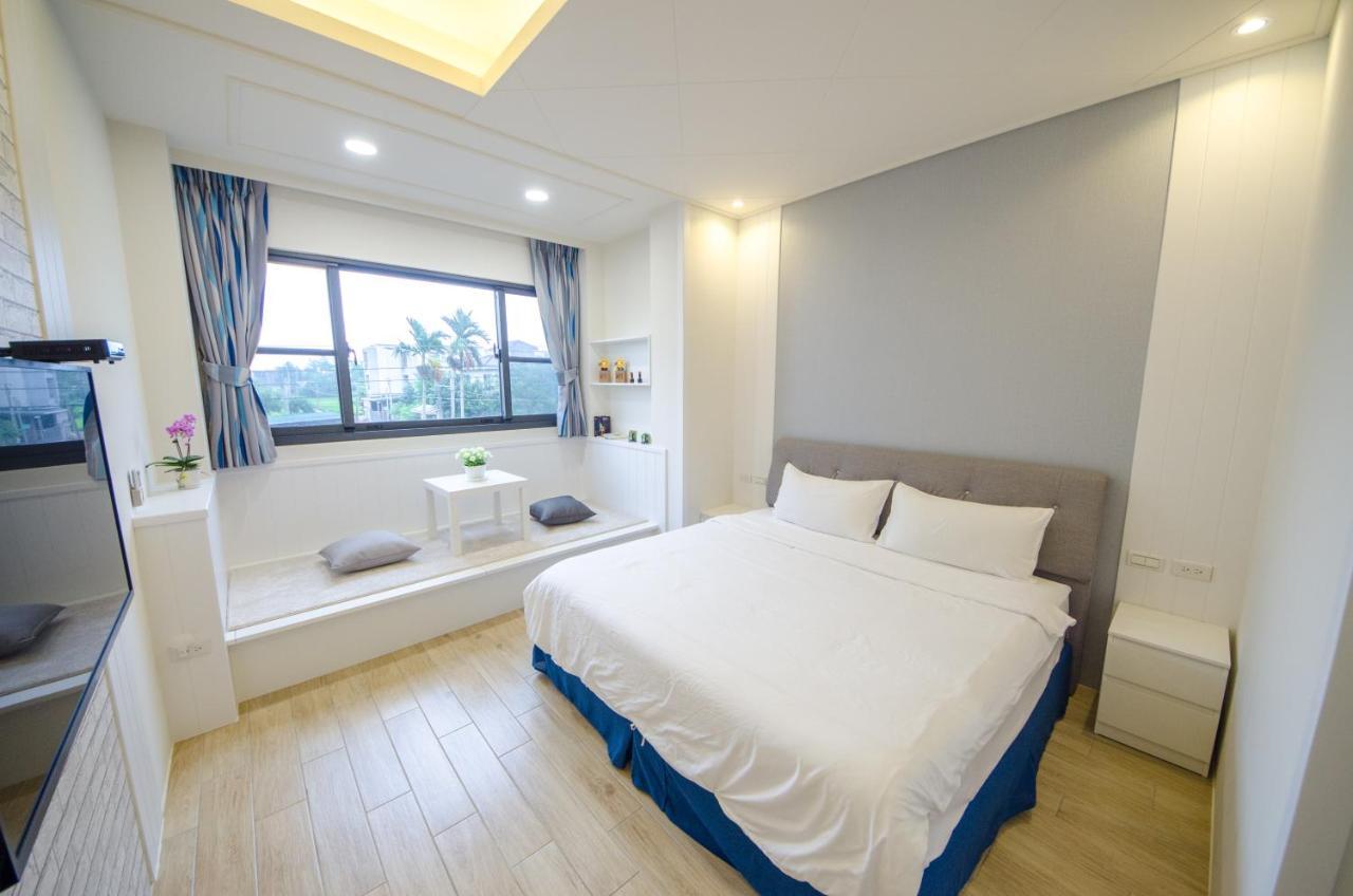 渡小夜電梯民宿 Yilannight B&B Уцзе Экстерьер фото