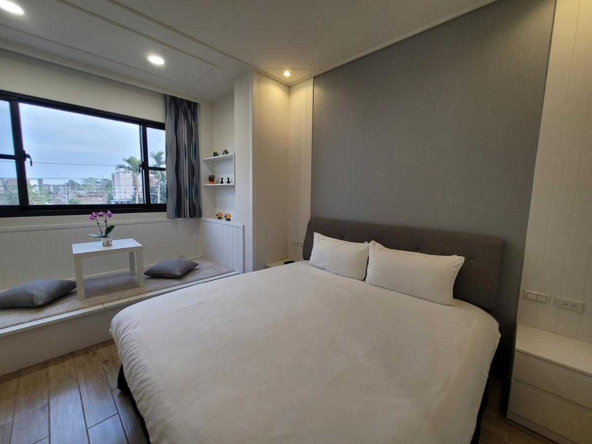 渡小夜電梯民宿 Yilannight B&B Уцзе Экстерьер фото